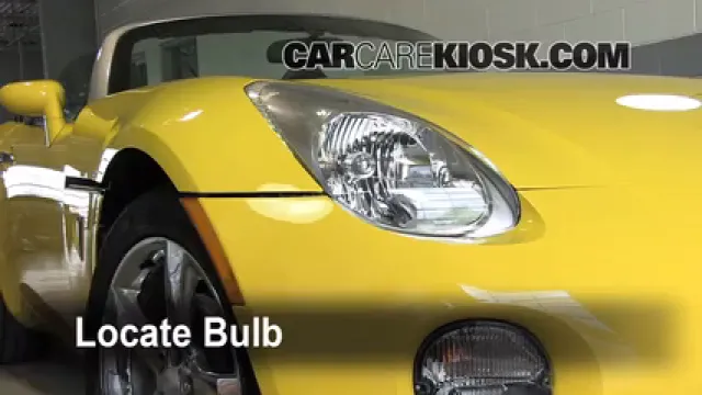 2007 Pontiac Solstice 2.4L 4 Cyl. Lights Headlight (replace bulb)